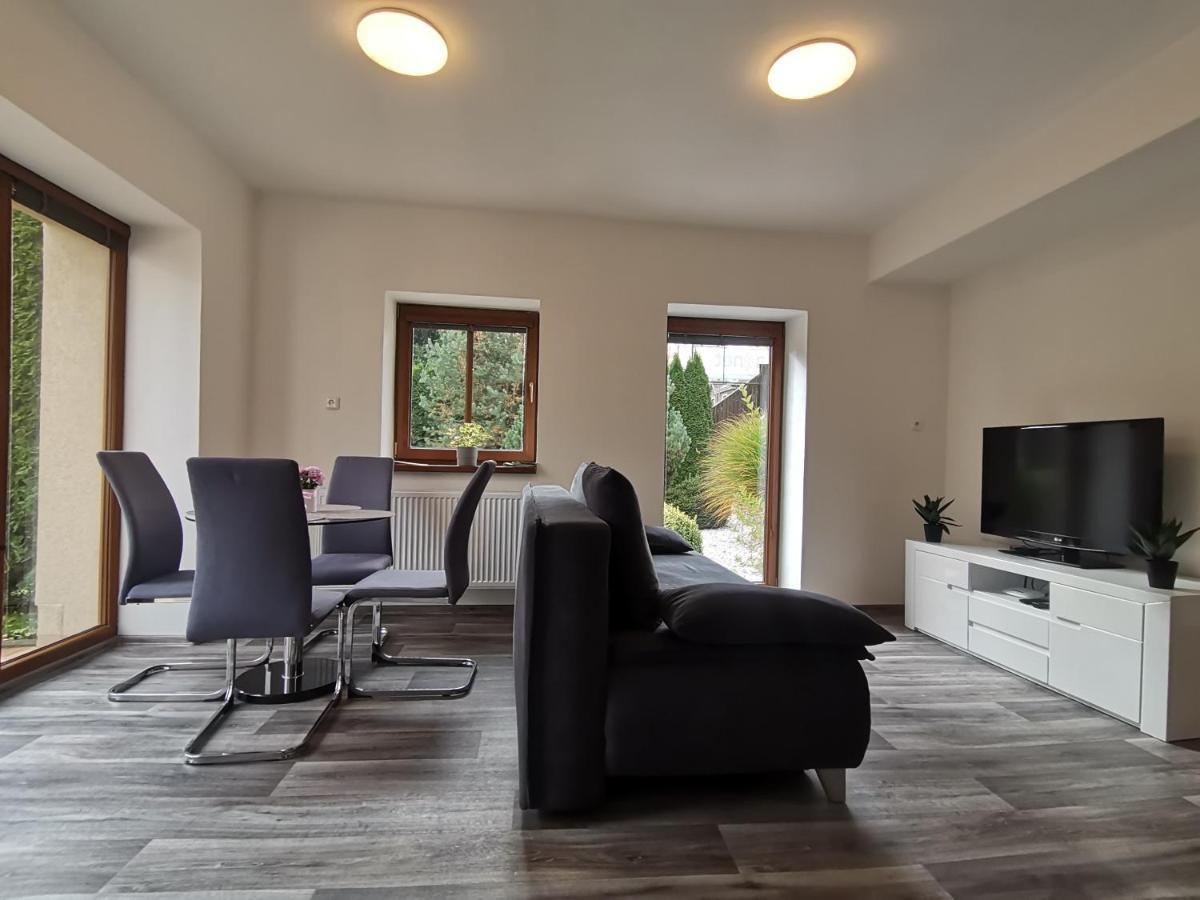 Apartament Paseky - *